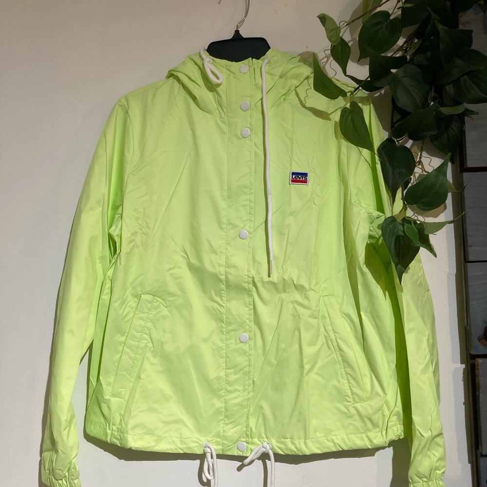 Women's Levi's Jacket Lightweight Retro Rain Jacket - Neón Green - Size Medium